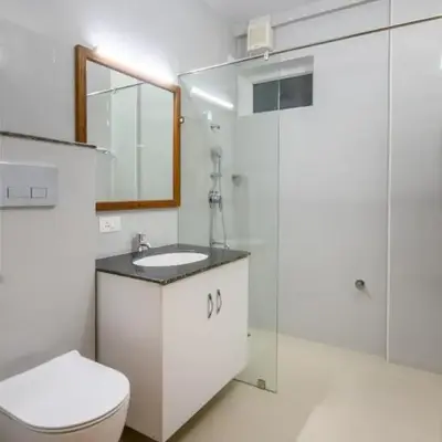 Daffodils Luxury Airport Suites