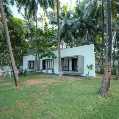 Cabana by Grha - Charming Cottage at Kappad Beach
