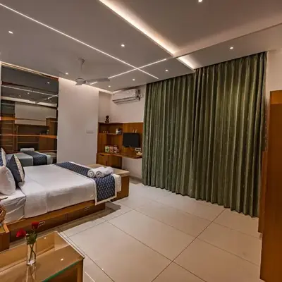 S R Premium Suites
