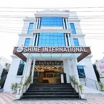 Hotel Shine International