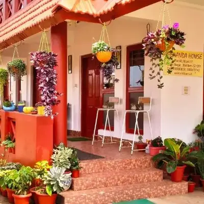 Holidayincoorg - Brick lane