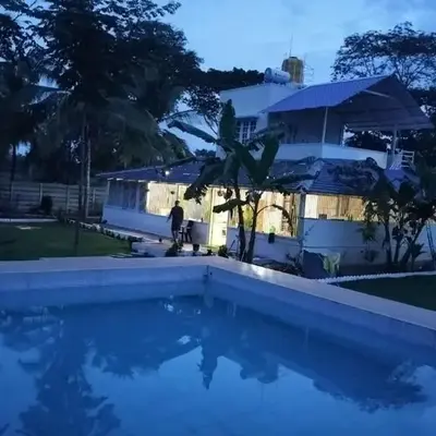 Suggi Farm House