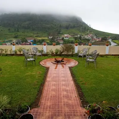 Away From Home - 2 - Rooms In Ooty
