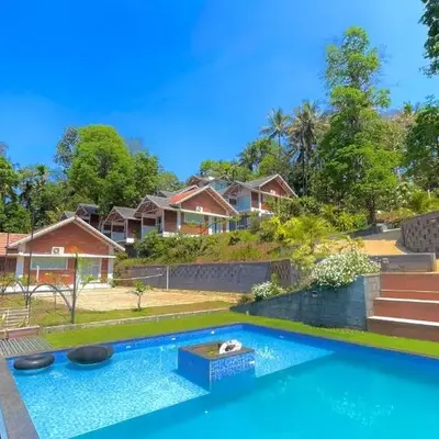 Monarda Resort
