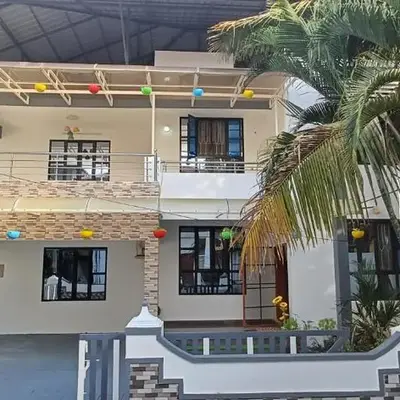 Airport villa