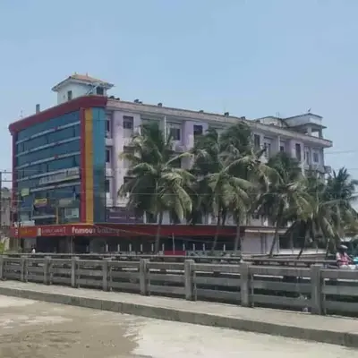 K M S Residency