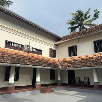 Kerala Heritage Private Pool Villa - Tharavad