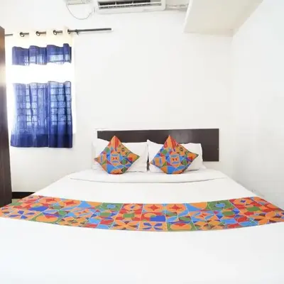 Honey Residency Codissia stay