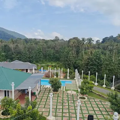 AppleLand City Athirapilly by Hotels Cart