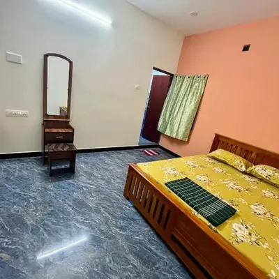 Athithi AC Studio Flat By Shivalaya Stays