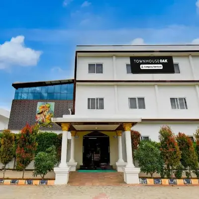 Super Townhouse Oak Sri Mahadeshwara Convention Centre Formerly Shri Aprameya Resort
