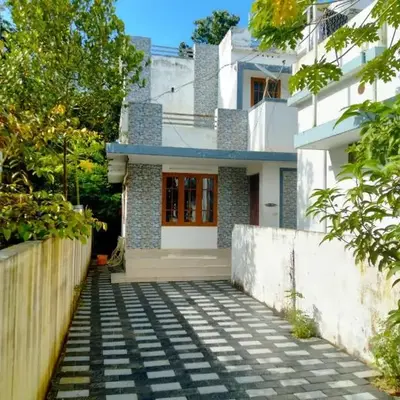 Peaceful Vacation Home Near the City
