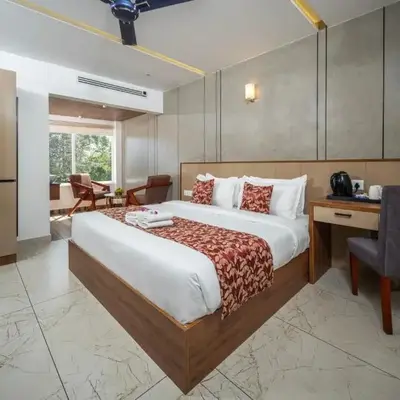 Boulevard Premium Luxury Hotel