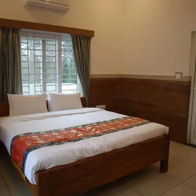 Sonam hotel and restaurant
