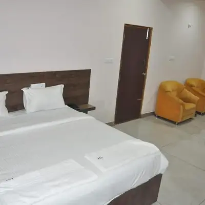 Parvathi comforts inn