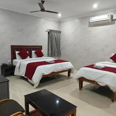 Hotel Grand Palace