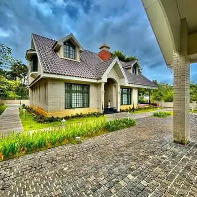 Hanberry Luxury Cottage