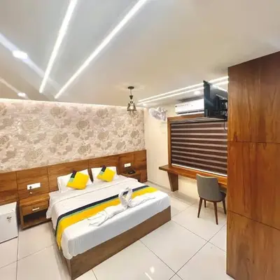 Vilstay Premium- Fathima 2BHK