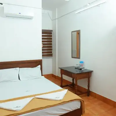 Vinayaka Tourist Home
