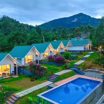 Gardenia Pool Resort Kanthalloor by VOYE HOMES Mountain View Stay Near Bhramaram view Point