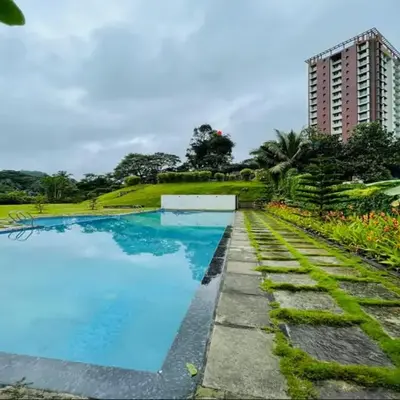 Mirage Luxuria Inn