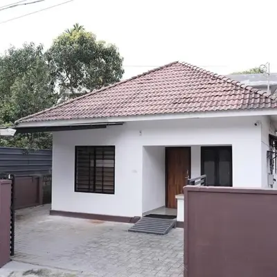 Serene Cottage - Home away from Home