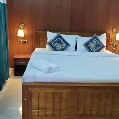 Manuvan Estate Stay