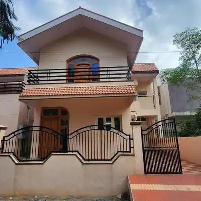 Aasana A tranquil space by the hills
