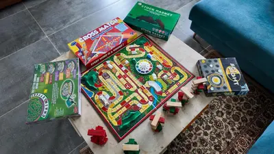 an overhead view of a toy train on a table at Amariyah House -Luxury Villa in Coonoor in Coonoor