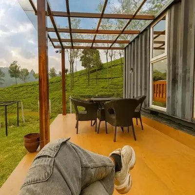 The Leafy Nook Container Stay- 360 degree Tea Plantation near Ooty