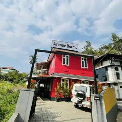 Avenue Dorms