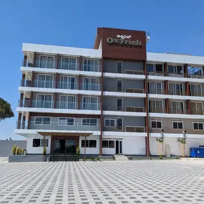Oxyrich Business Class Hotel