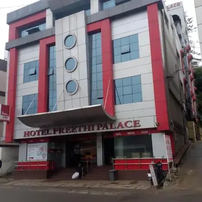 Hotel Preethi Palace