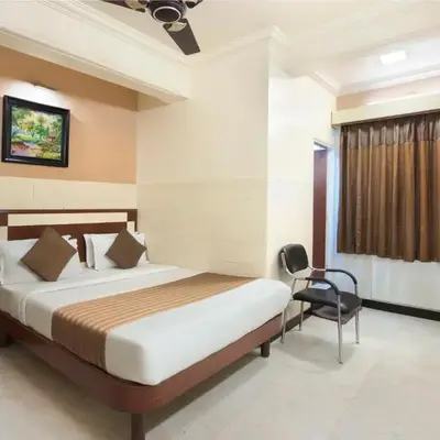 Mannars Yatri Nivas Hotel