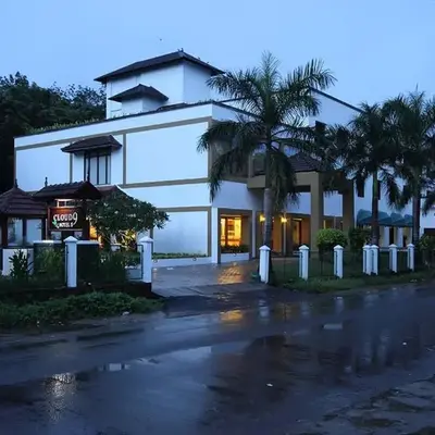 Hotel CLOUD 9