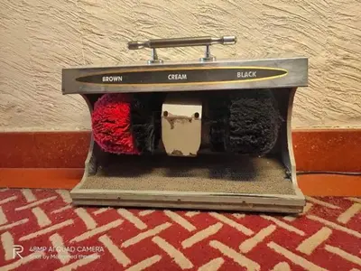 a sewing machine sitting on top of a carpet at THE CASTELLO RESIDENCY in Coimbatore