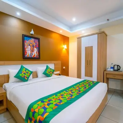 Treebo Sree Varshavilas Regency