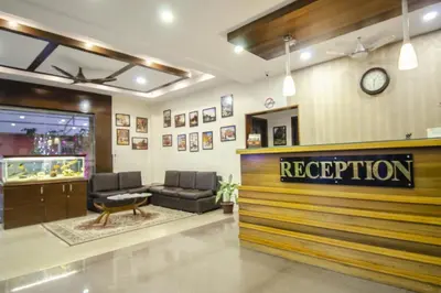 a reception area of a hospital with a waiting room at Hotel Sunshine in Mysore